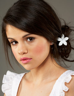 Selena photos 5 - selenafan01.jpg