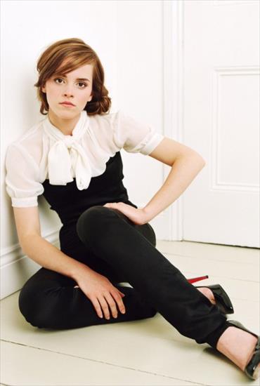 Emma Watson - 1249461353.jpg