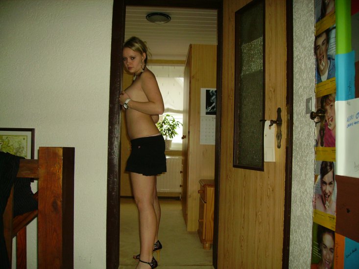 Nude Amateur Photos - German Teen Blonde Girl - Nude Amateur Photos - German Teen Blonde Girl25.jpg