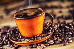 WSZYSTKO I NIC - cup-black-coffee-spilled-coffee-beans-coffee-break-64001994.jpg