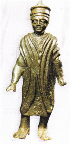 Etruskowie - obrazy - IMG_0037. Brązowa figurka wróżbity haruspika.jpg