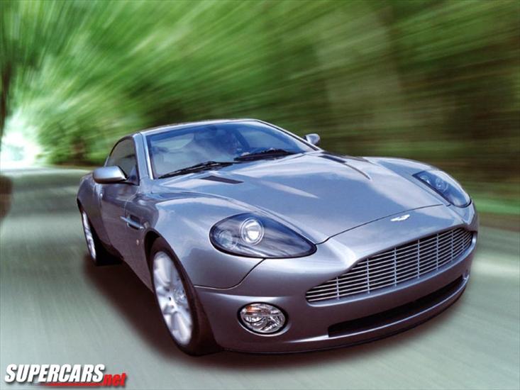 Auta - aston_martin_vanquish_02_800x600.jpg