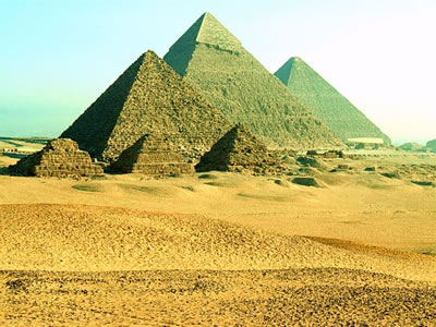 CUDA ŚWIATA - egipt piramidy.jpg