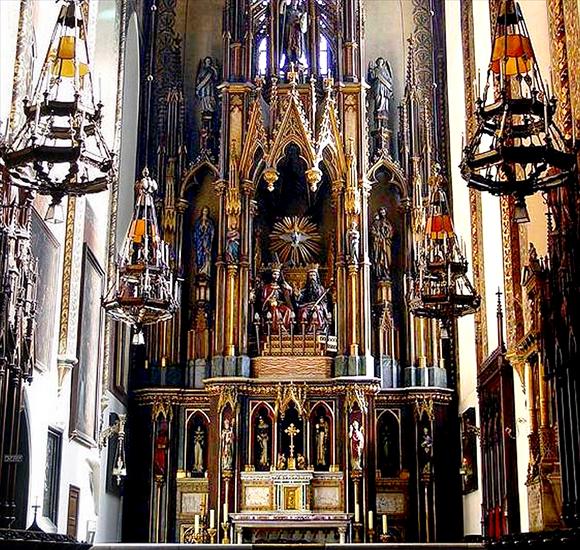 sanktuaria miejsc... - Kraków Bazylika św. Trójcy oo. Dominikanów obraz MB z XVI w., koronowany w 1921 r. ...2.jpeg