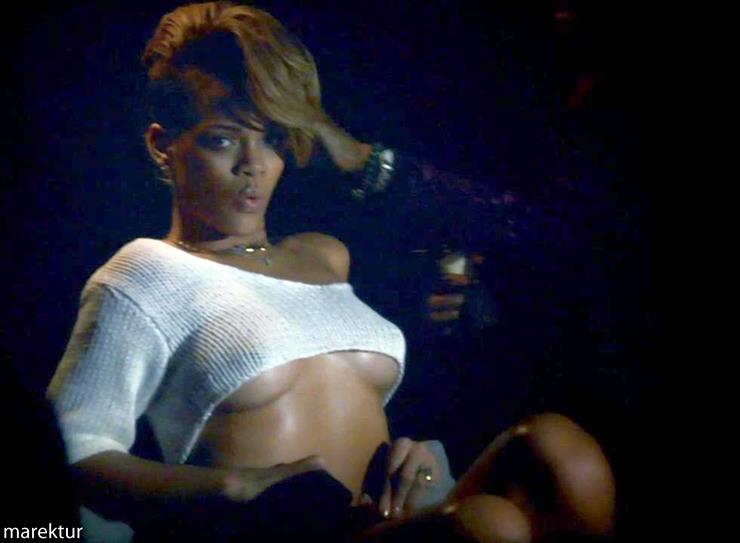 Rihanna - Rihanna 31.jpg