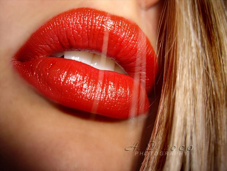 Piękne Usta - Red_lips_by_B_a_l_a_n_c_e.jpg