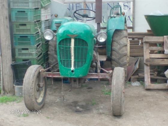 zahomikowane traktory - traktor ursus c -328.jpg