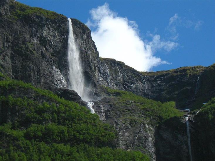Wodospady - Wodospad  Kjelfossen,Norwegia.jpg