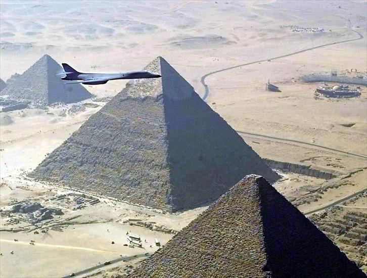 EGIPT - 2 - Great_Pyramid.jpg