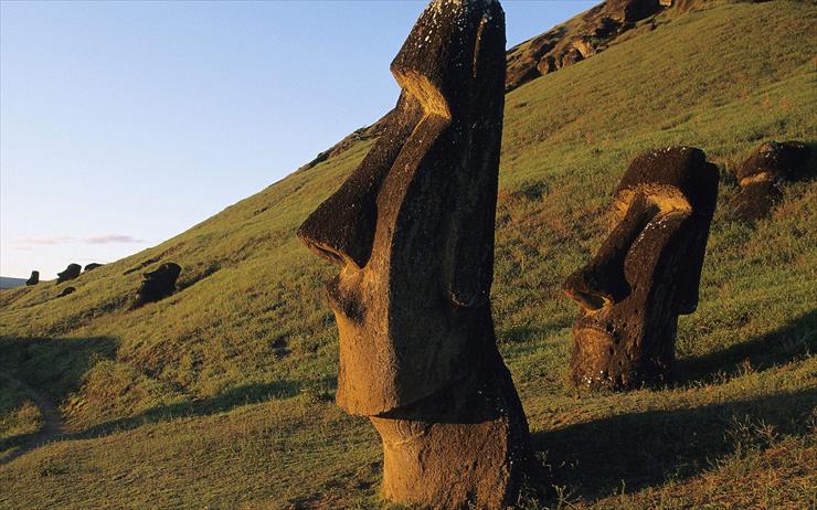 Central and South America - Image_1018.Chile.Easter_Island.Moai_Statues.jpg